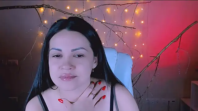 Snapshot of karolina_robinson chatting on 02-06-26, 11:35 karolina robinson online show from 02-06-26, 11:35