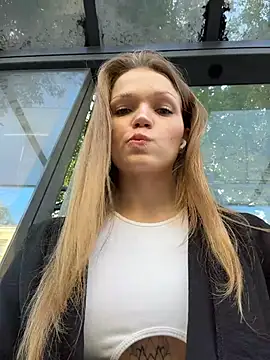 StreetSquirt online show from 07-31-26, 04:23