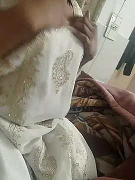 Snapshot of Curvy_Simran chatting on 02-17-26, 05:19 Curvy Simran online show from 02-17-26, 05:19