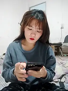 Snapshot of Queen-love45 chatting on 02-19-26, 01:51 Queen-love45 online show from 02-19-26, 01:51