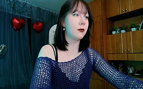 Snapshot of marty_bree chatting on 02-26-26, 11:20 marty bree online show from 02-26-26, 11:20