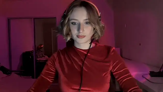 Snapshot of DeliciaBagnoli chatting on 02-21-26, 07:37 DeliciaBagnoli online show from 02-21-26, 07:37