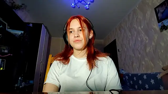 Snapshot of CalandraRolon chatting on 02-11-26, 03:50 CalandraRolon online show from 02-11-26, 03:50