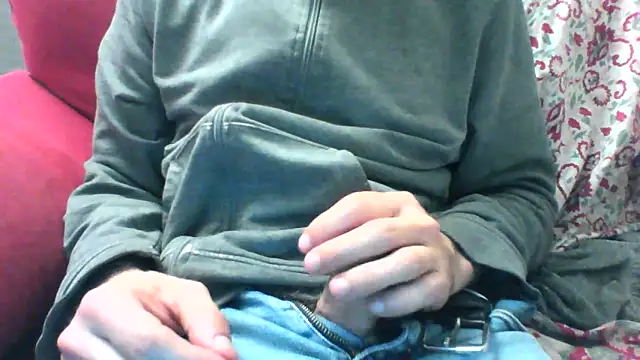 Snapshot of andre_italy chatting on 04-30-26, 10:03 andre italy online show from 04-30-26, 10:03