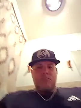 Flyrock69 online show from 04-14-26, 07:36