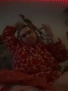 Snapshot of TwoWayT_xx chatting on 02-04-26, 11:38 TwoWayT xx online show from 02-04-26, 11:38