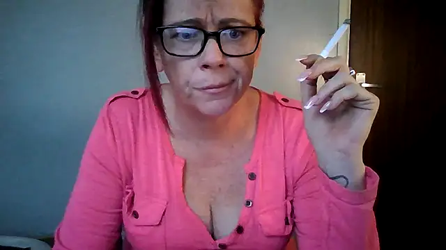 Snapshot of Forbidden-Irish-x chatting on 04-19-26, 06:21 Forbidden-Irish-x online show from 04-19-26, 06:21