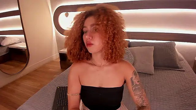 Sienna brunette online show from 02-10-26, 12:20