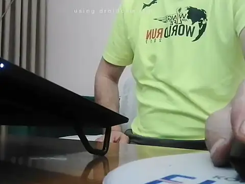 Snapshot of mete76 chatting on 02-18-26, 07:43 mete76 online show from 02-18-26, 07:43