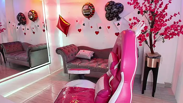 Snapshot of Zoe_18T chatting on 02-17-26, 07:31 Zoe 18T online show from 02-17-26, 07:31