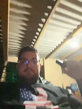 Snapshot of Jmlbsuchi chatting on 02-18-26, 10:50 Jmlbsuchi online show from 02-18-26, 10:50