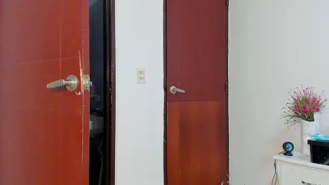 Snapshot of Jennifer_Lee_ chatting on 02-04-26, 10:04 Jennifer Lee online show from 02-04-26, 10:04