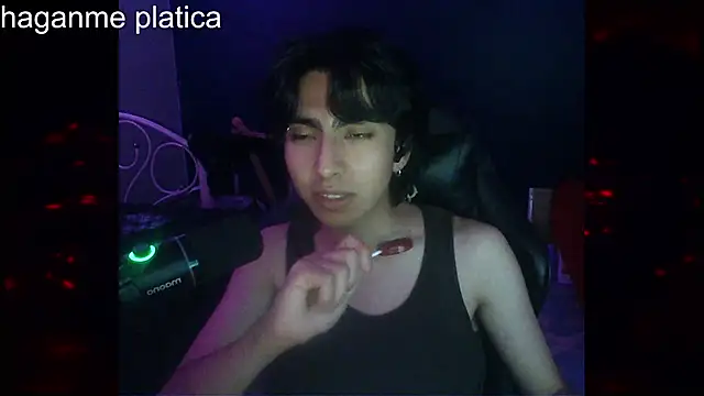 Snapshot of KonanStrip chatting on 02-06-26, 03:55 KonanStrip online show from 02-06-26, 03:55