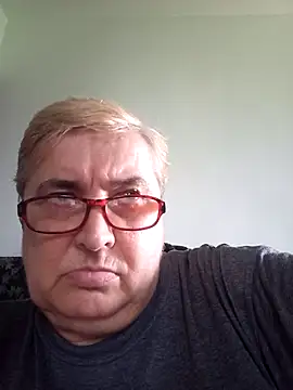 Snapshot of SusanStar874 chatting on 06-22-26, 12:35 SusanStar874 online show from 06-22-26, 12:35