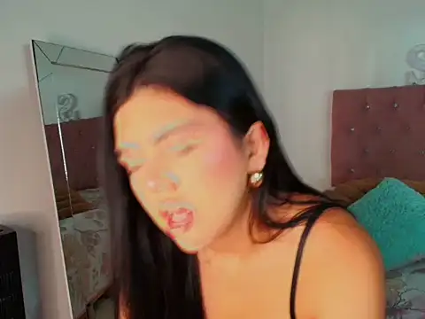 Snapshot of Tiffany_pussyhott chatting on 02-18-26, 10:22 Tiffany pussyhott online show from 02-18-26, 10:22