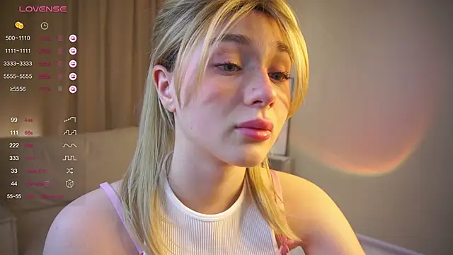 Snapshot of Nani_Funny chatting on 02-21-26, 12:22 Nani Funny online show from 02-21-26, 12:22