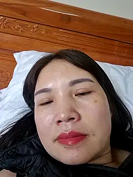 Snapshot of Coies_bidae chatting on 02-08-26, 02:37 Coies bidae online show from 02-08-26, 02:37