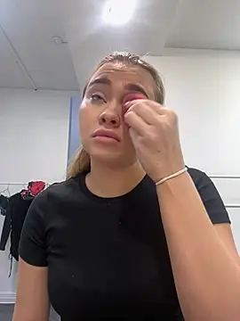 Snapshot of MonicaWestt chatting on 03-27-26, 06:30 MonicaWestt online show from 03-27-26, 06:30