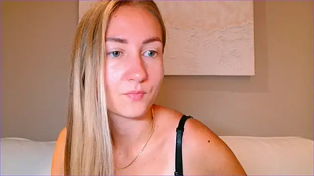 BluueSilk online show from 10-22-25, 05:52