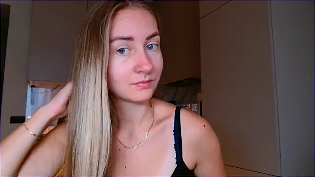 BluueSilk online show from 10-30-25, 07:32