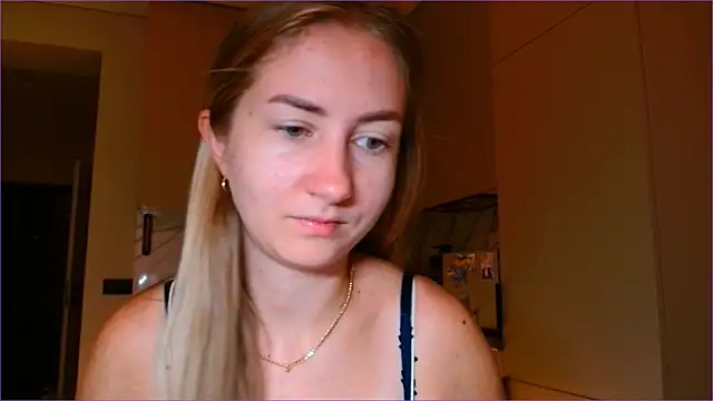 BluueSilk online show from 11-08-25, 06:24