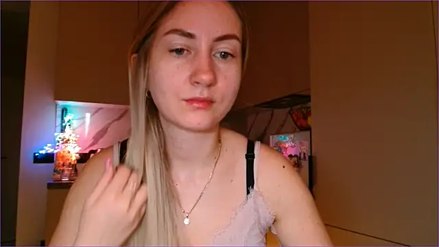 BluueSilk online show from 02-18-26, 06:09