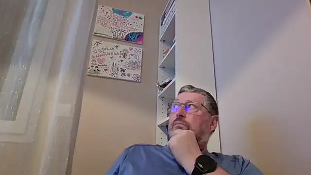 Snapshot of doudou310 chatting on 02-26-26, 04:55 doudou310 online show from 02-26-26, 04:55