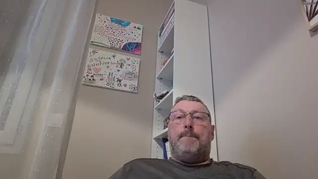 Snapshot of doudou310 chatting on 03-09-26, 04:49 doudou310 online show from 03-09-26, 04:49