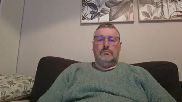 Snapshot of doudou310 chatting on 03-16-26, 05:24 doudou310 online show from 03-16-26, 05:24