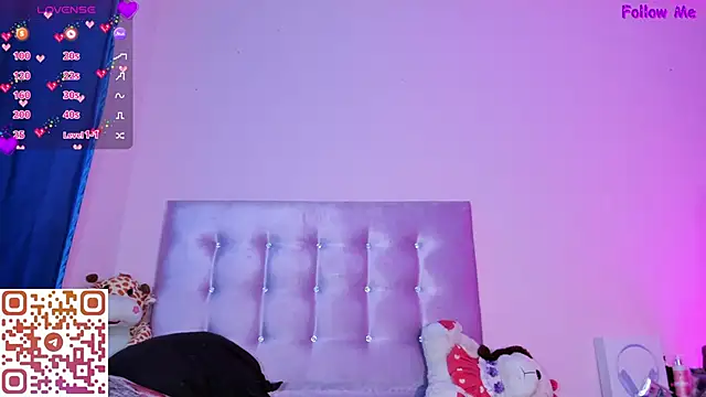 Snapshot of violettaevanzx chatting on 06-29-26, 01:01 violettaevanzx online show from 06-29-26, 01:01