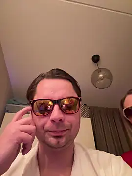 Snapshot of hottogetherNL chatting on 02-14-26, 09:44 hottogetherNL online show from 02-14-26, 09:44