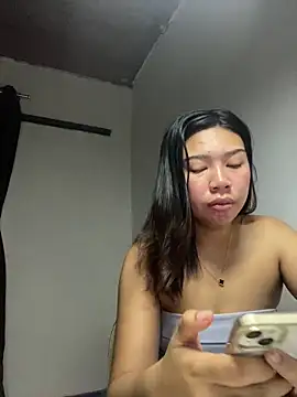 Snapshot of Aniya_09 chatting on 02-19-26, 07:43 Aniya 09 online show from 02-19-26, 07:43