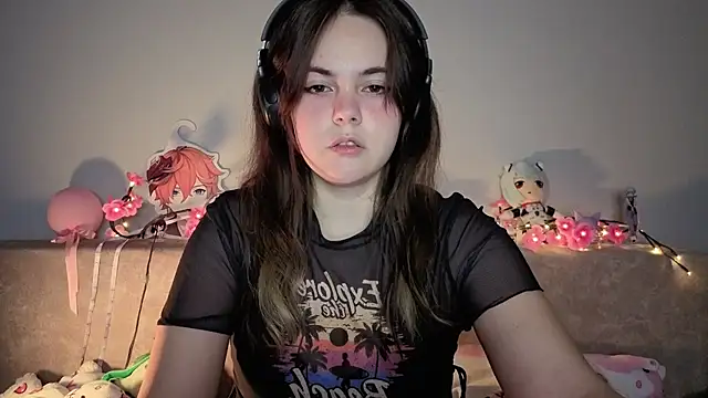 Snapshot of _momomochi_ chatting on 02-27-26, 11:21 momomochi online show from 02-27-26, 11:21