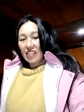 Snapshot of Tina-beo chatting on 02-02-26, 01:59 Tina-beo online show from 02-02-26, 01:59