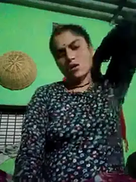 Snapshot of Miya_jaan chatting on 02-07-26, 03:38 Miya jaan online show from 02-07-26, 03:38