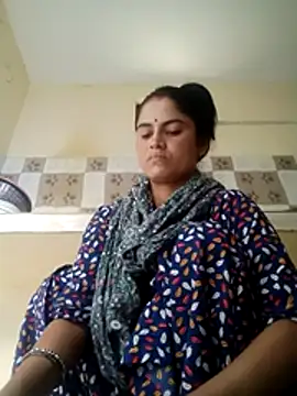 Snapshot of Miya_jaan chatting on 05-20-26, 02:07 Miya jaan online show from 05-20-26, 02:07