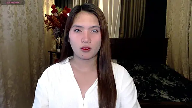Snapshot of IsabellaXoXo69 chatting on 06-07-26, 06:39 IsabellaXoXo69 online show from 06-07-26, 06:39
