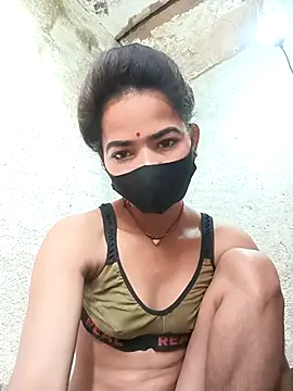 Snapshot of Sunali_Bendre chatting on 02-28-26, 02:56 Sunali Bendre online show from 02-28-26, 02:56