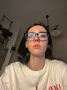 Snapshot of alibi_room chatting on 04-21-26, 06:12 alibi room online show from 04-21-26, 06:12