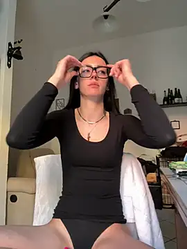 Snapshot of alibi_room chatting on 04-25-26, 02:14 alibi room online show from 04-25-26, 02:14