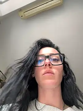 Snapshot of alibi_room chatting on 05-04-26, 02:46 alibi room online show from 05-04-26, 02:46