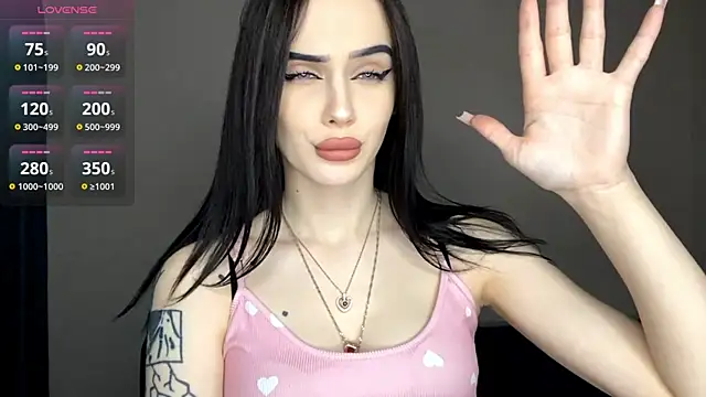 IeshaOsorio online show from 04-18-26, 07:12