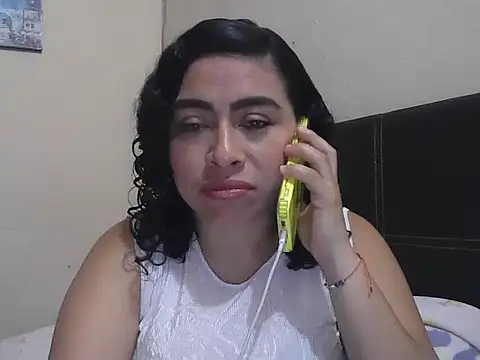 DalilahMx online show from 03-11-26, 03:18