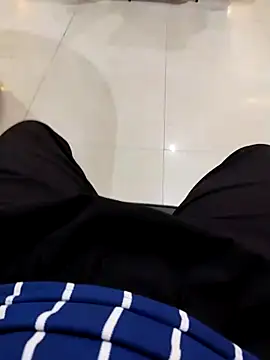 sudip999999 online show from 04-18-26, 04:44