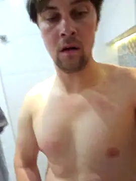 CozyTwo online show from 04-15-26, 07:48