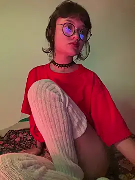 Snapshot of Miamhua-Cat- chatting on 02-10-26, 06:06 Miamhua-Cat- online show from 02-10-26, 06:06