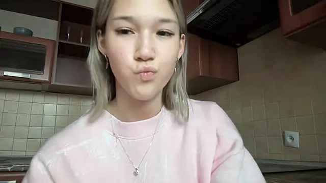 lilXdomiii online show from 04-17-26, 11:57