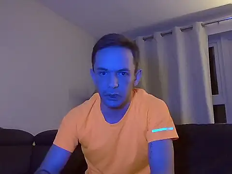 verscub6969 online show from 02-01-26, 07:23