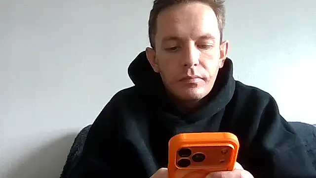 verscub6969 online show from 04-11-26, 08:40