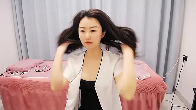 Snapshot of anne2026 chatting on 04-01-26, 12:55 anne2026 online show from 04-01-26, 12:55